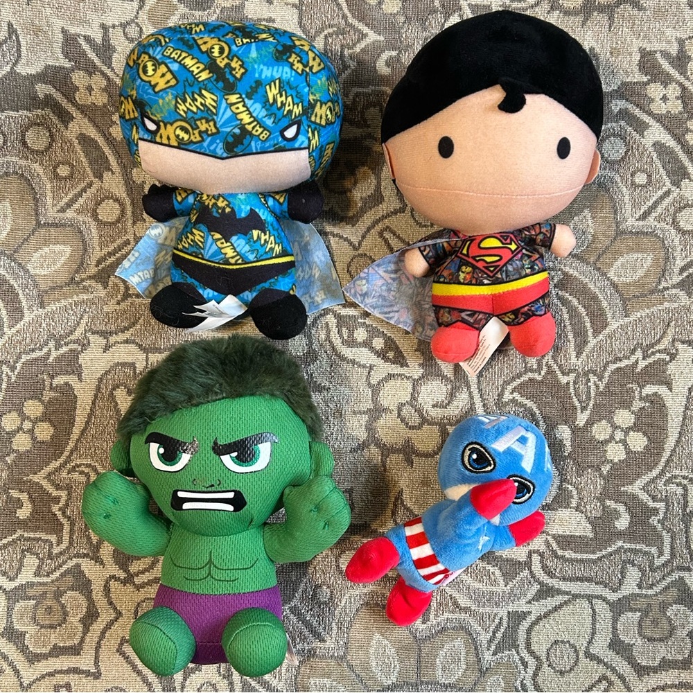 4 Superheroes: Batman & Superman Chibi Plush, Ty Incredible Hulk, CaptainAmerica